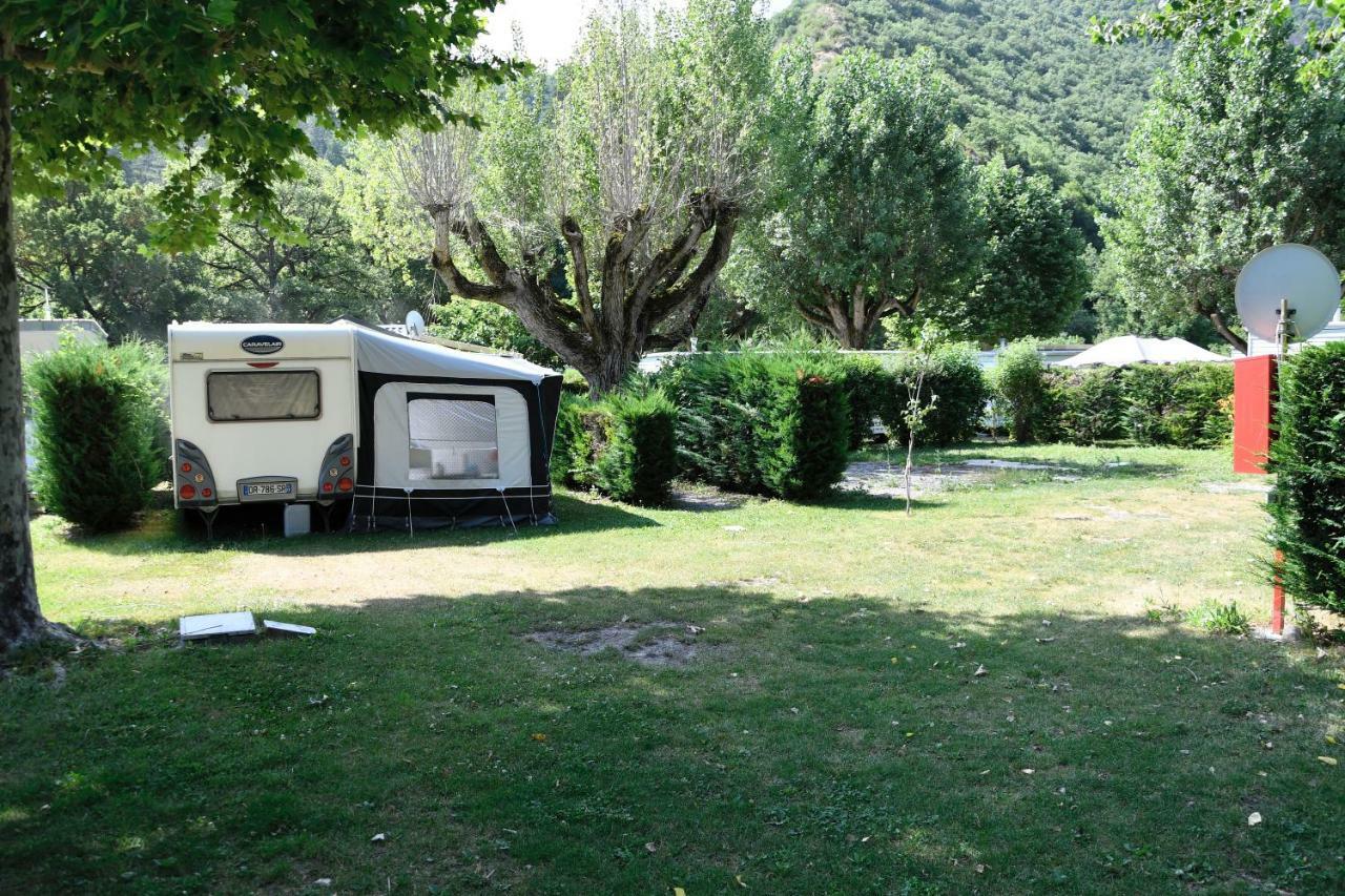 Camping Du Bourg Digne-les-Bains ภายนอก รูปภาพ